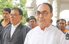 এক সময় দেশ নেতৃত্বশূন্য হয়ে যাবে, আদালতে মির্জা আব্বাসের ভবিষ্যতবাণী