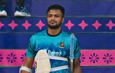বিশ্বকাপ শেষ সাকিবের