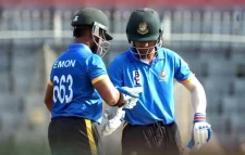 সেঞ্চুরিতে ফাইনালে উত্তরাঞ্চলের লক্ষ্যটা বাড়িয়ে দিলেন দিপু