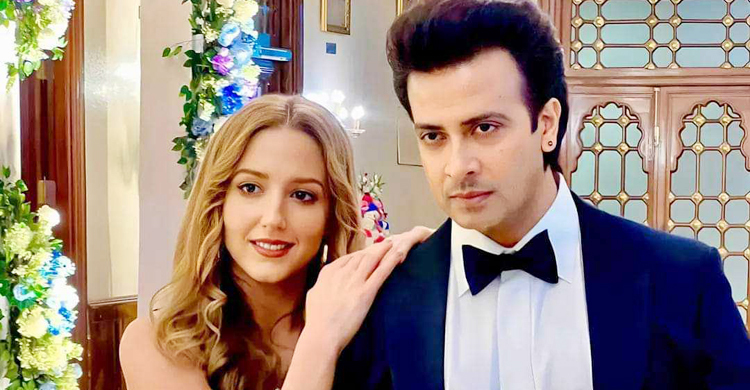 শাকিবের ‘রাজকুমার’ সিনেমার শুটিং শুরু সঙ্গে মার্কিন নায়িকা