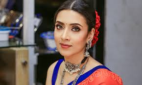 বছর শেষে নতুন খবর দিলেন মিম