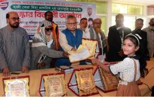 বিশ্বনাথে সালেহ আহমদ সাকিব কল্যাণ ট্রাস্টের মেধাবৃত্তি’র পুরস্কার বিতরণ