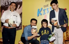 সন্তানের ক্যানসার-যন্ত্রণার স্মৃতি সামনে আনলেন ইমরান হাশমি