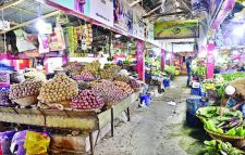 রমজান বাজার নিয়ন্ত্রণে পদক্ষেপ জরুরি
