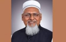 প্রকাশ্যে ব্যালট পেপারে সিল: ইসিতে ক্ষমা চাইলেন ধর্মমন্ত্রী