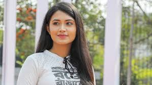 ফারিণের কর্মকাণ্ডে বিব্রত তার পরিবার