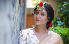 গণমাধ্যমের ওপর ক্ষোভ ঝাড়লেন স্বস্তিকা মুখার্জি