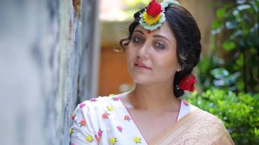 গণমাধ্যমের ওপর ক্ষোভ ঝাড়লেন স্বস্তিকা মুখার্জি