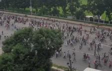 গণভবনে জনতার ঢল