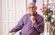 ৮০তম জন্মদিনে আবুল হায়াত
