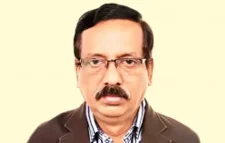 নিজেই নিজের বেতন বাড়ানো সেই উপাচার্য পদত্যাগ করলেন