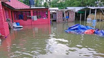 বন্যাকব‌লিত ৩ জেলায় ৫২ লাখ টাকা দেবে যুক্তরাজ্য
