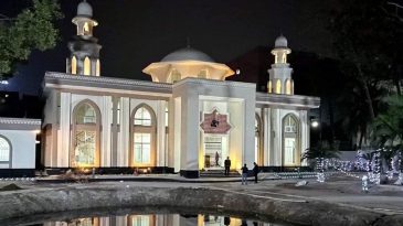 মসজিদ-মাদ্রাসায় অমুসলিমের দান নেওয়া যাবে
