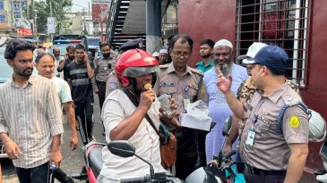 সিলেটে ট্রাফিক পুলিশ সপ্তাহ উপলক্ষে কর্মসূচি উদ্বোধন