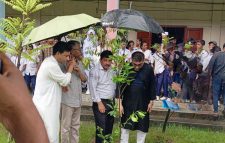 শিক্ষার্থীদের দক্ষ ও নৈতিক মানুষ হিসেবে গড়ে তুলতে হবে