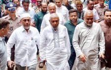 সুরঞ্জিত সেন হত্যাচেষ্টা মামলায় ৮ জন খালাস