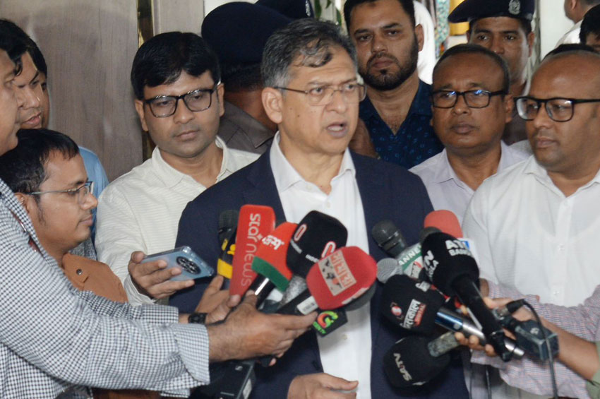 সীমান্তে পুশ ইন ইস্যু আলোচনা হবে বিজিবি-বিএসএফ বৈঠকে: স্বরাষ্ট্রমন্ত্রী