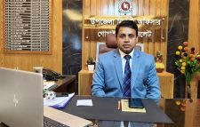 প্রাথমিক শিক্ষা পদকে শ্রেষ্ঠ ইউএনও রতন