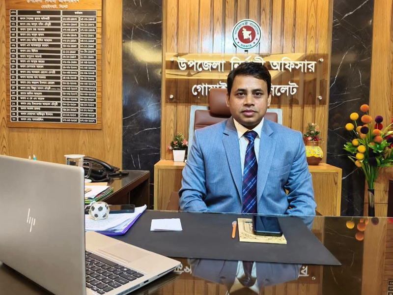 প্রাথমিক শিক্ষা পদকে শ্রেষ্ঠ ইউএনও রতন