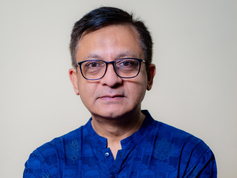 নির্বাচনী প্রতিশ্রুতি বাস্তবায়নে মন্ত্রী খন্দকার মুক্তাদির