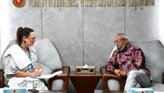 প্রবাসী কল্যাণ মন্ত্রীর সঙ্গে আইওএম চিফের সাক্ষাৎ