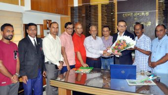 সিলেটে জেলা প্রশাসকের সাথে হিন্দু বৌদ্ধ খ্রিস্টান ঐক্য পরিষদ ও পূজা উদযাপন