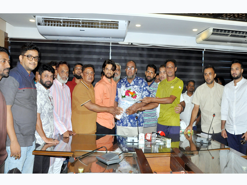 বিভিন্ন ক্রীড়া সংগঠনের পক্ষে সংবর্ধনা প্রদান