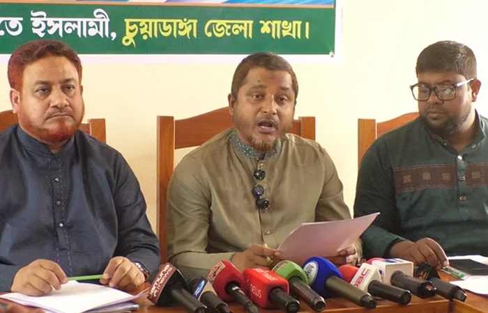 চুয়াডাঙ্গায় সারের ৪৫ ডিলারের মধ্যে ৪২ জনই দলীয় লোক, অভিযোগ দুই এমপির