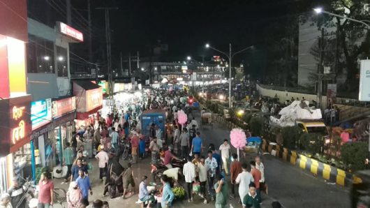 সিলেটে জমজমাট দুর্গাপূজার বাজার